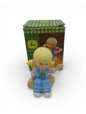 Vintage John Deere You’re A Real Deere Porcelain Figurine Girl 1999 Boxed
